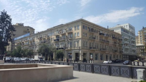 Boulevard Apartment